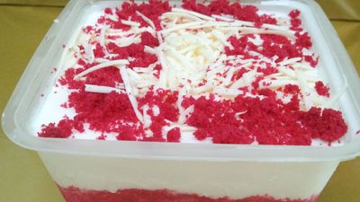 Lyvia Homemade Baker