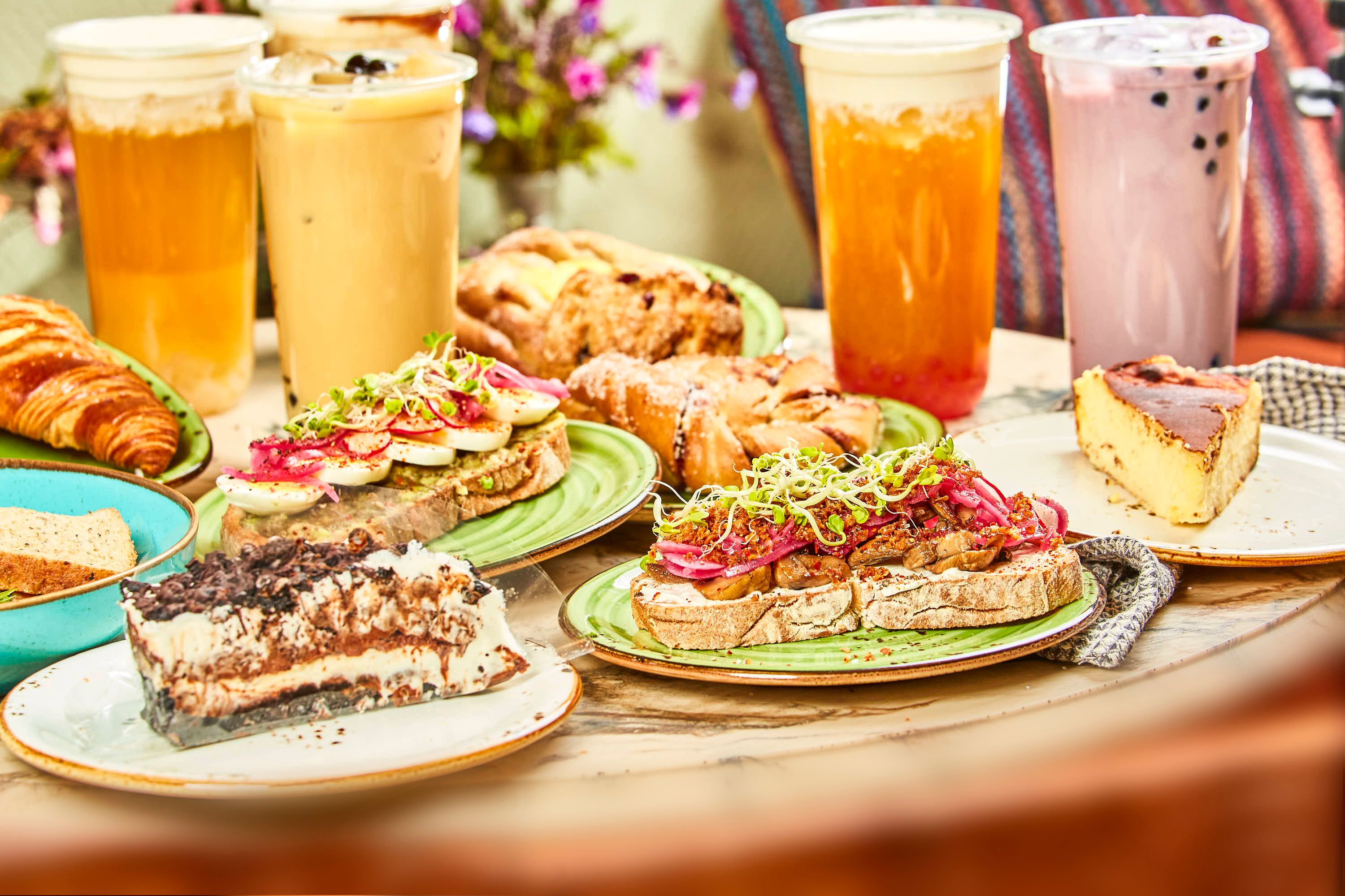 Take away fra Tiara Bubble Tea i Kristiansand med foodoralevering, meny