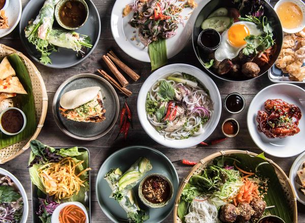 Monsun Street Corner