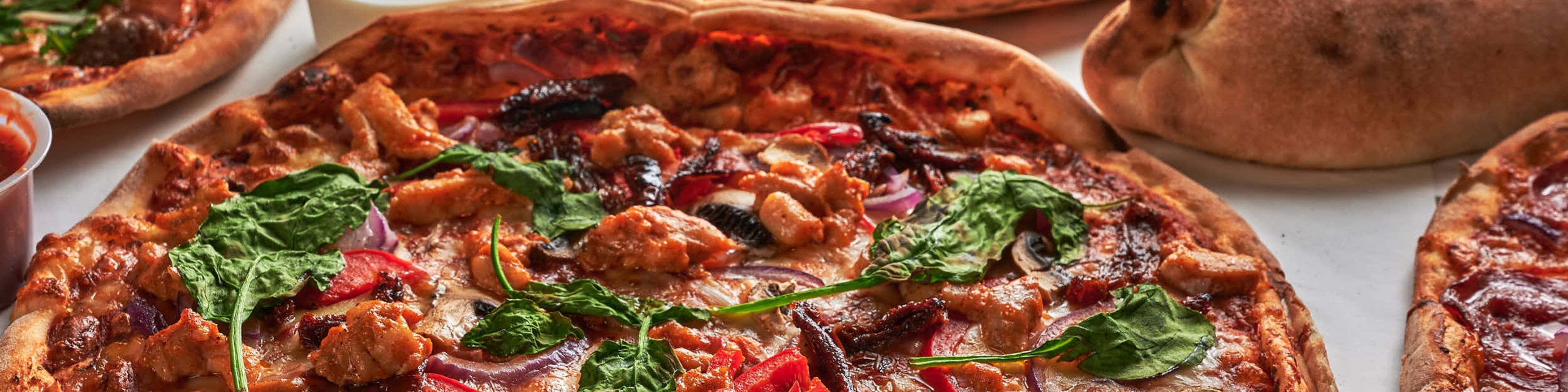 Takeaway from Pizza Pancetta Adamstuen in Oslo & menu foodora delivery