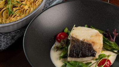 Lux Bar & Grill