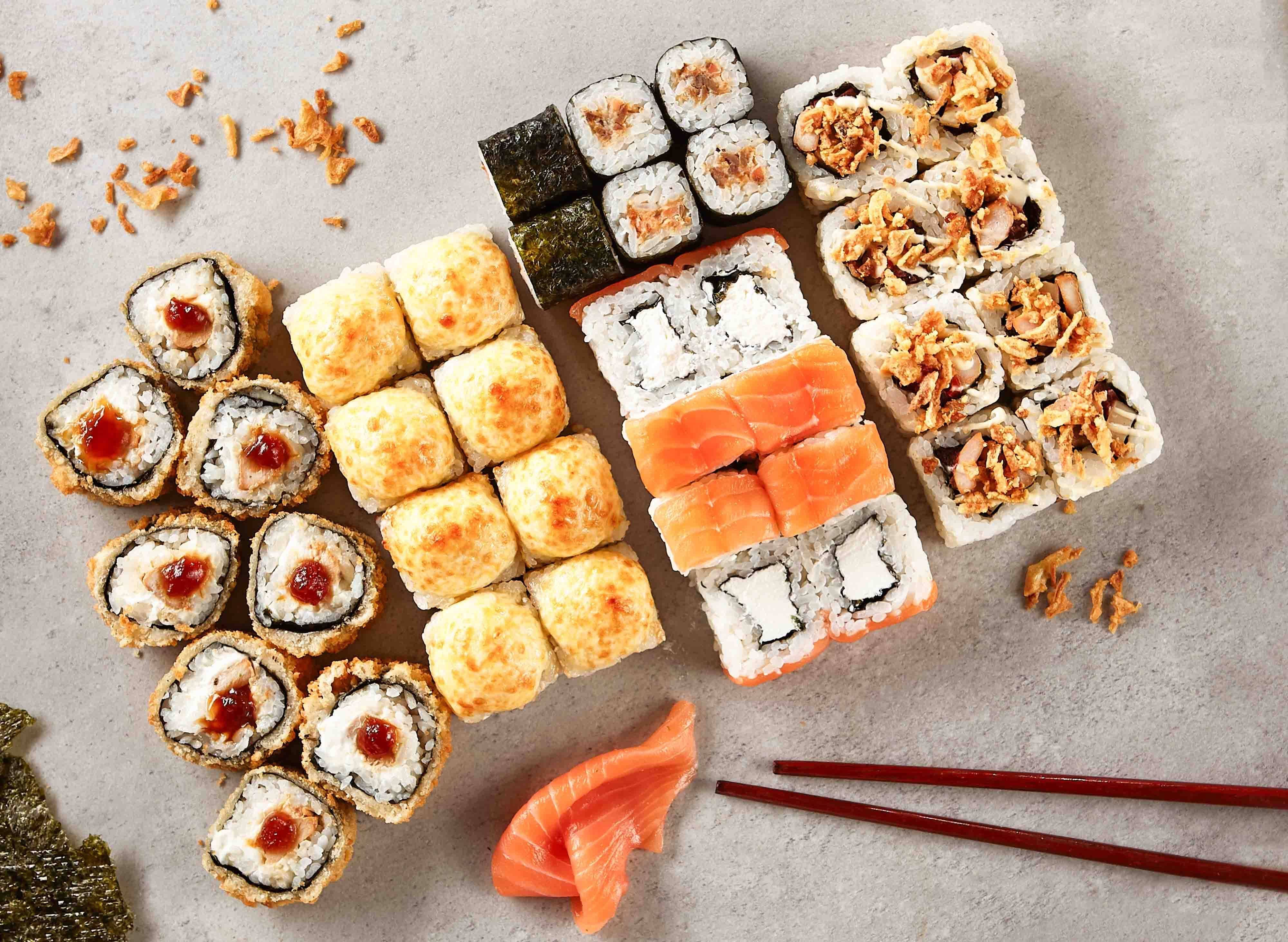 Sanis Sushi vendor logo