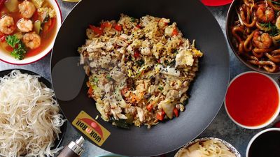 Wok N Roll