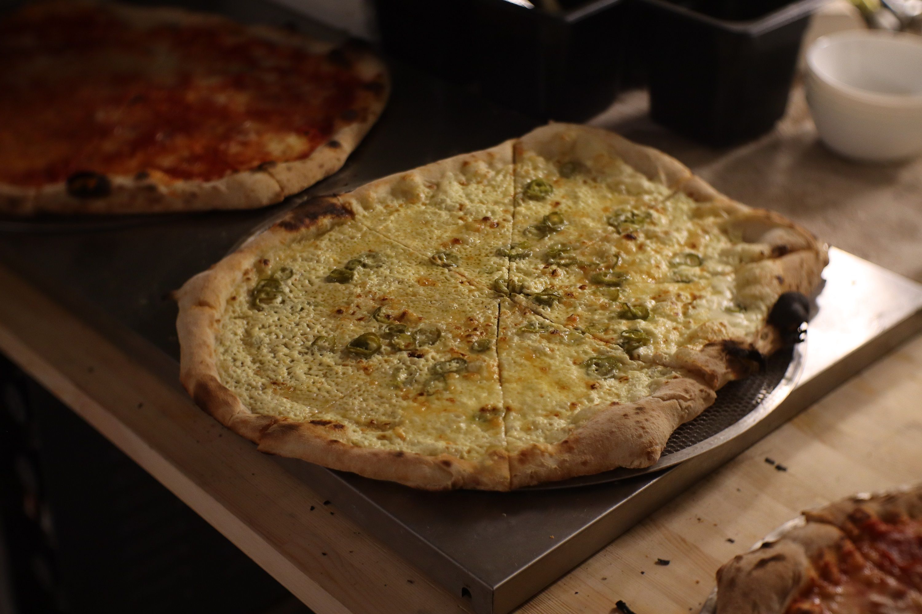 Goose Alley Pizzas meny Beställ online i Stockholm foodora