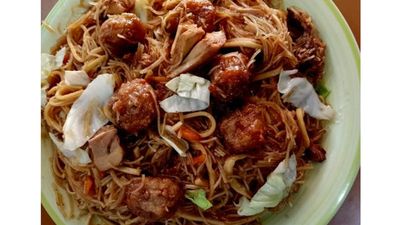 Four R's Panciteria - Poblacion East
