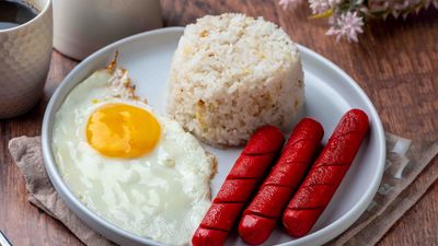 Lux Cafe & Cravings (LCC)