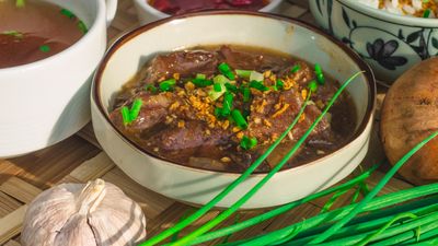 Kwatro Pares - Kamias Street