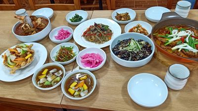 Yori Jori Korean Restaurant - Damosa