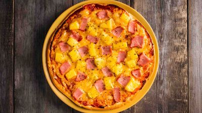 Tonyo's Pizza Hub - Cabantian