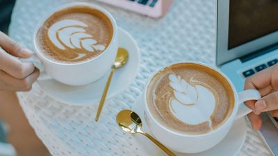 The Royaltea Café - Poblacion
