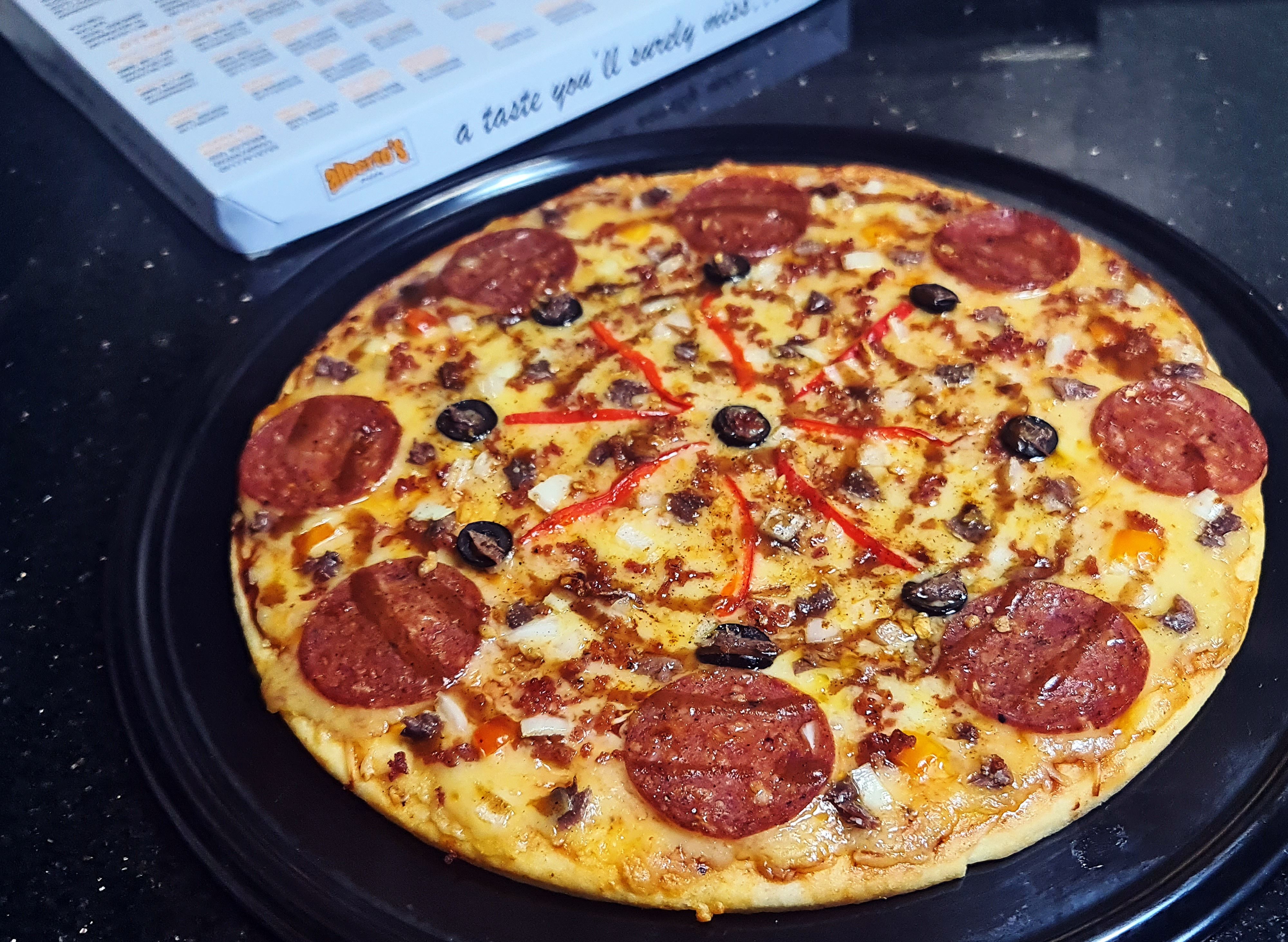 Albertos pizza delivery discount