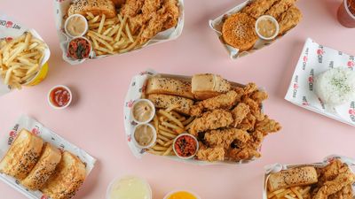 Hot Chix Main