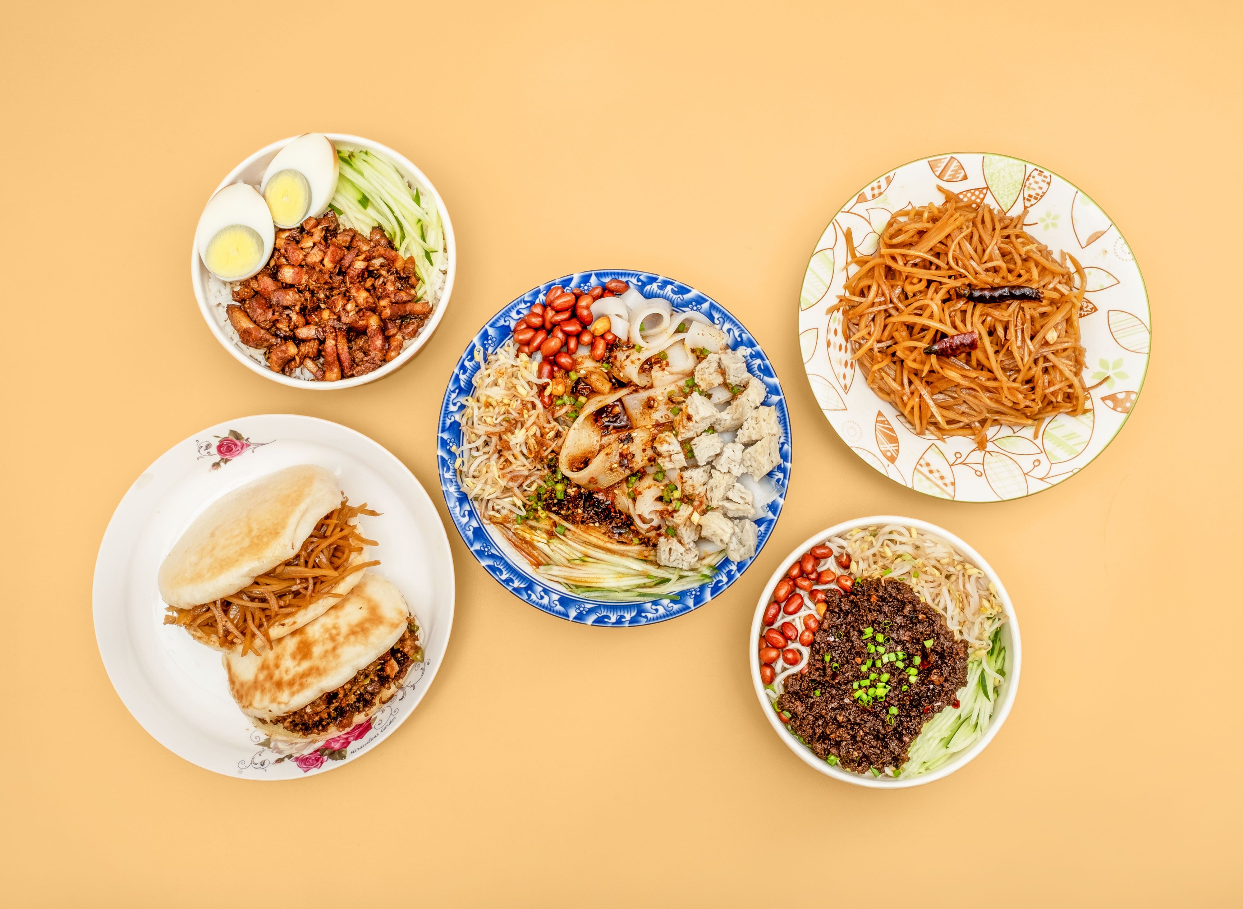 LIANGPI Cold Noodles - Negros Street vendor logo