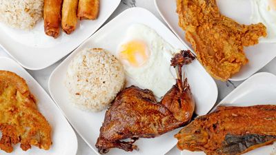 Aling Lydia Tapsilogan - Molave Street