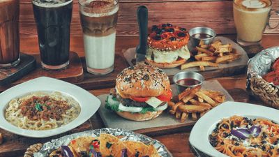 Calbee's Cafe Diner - Rosepark