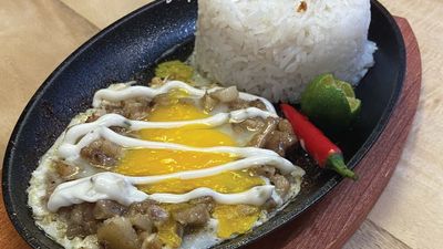 Mommy Dhes - Roxas Extension