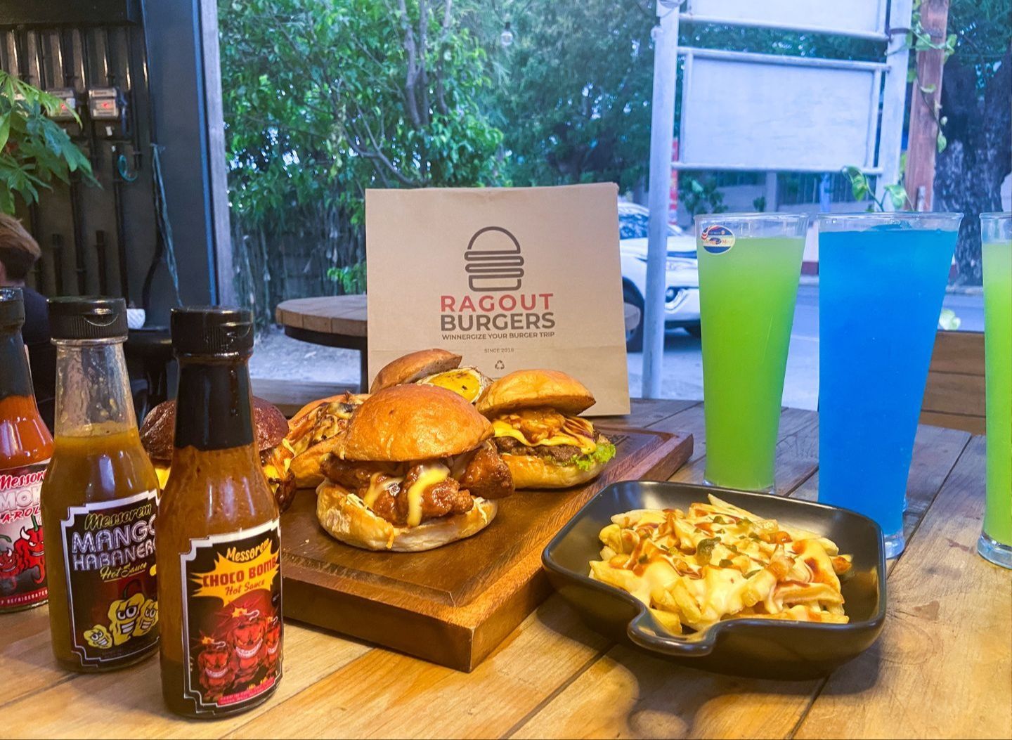 Ragout Burgers Station vendor logo