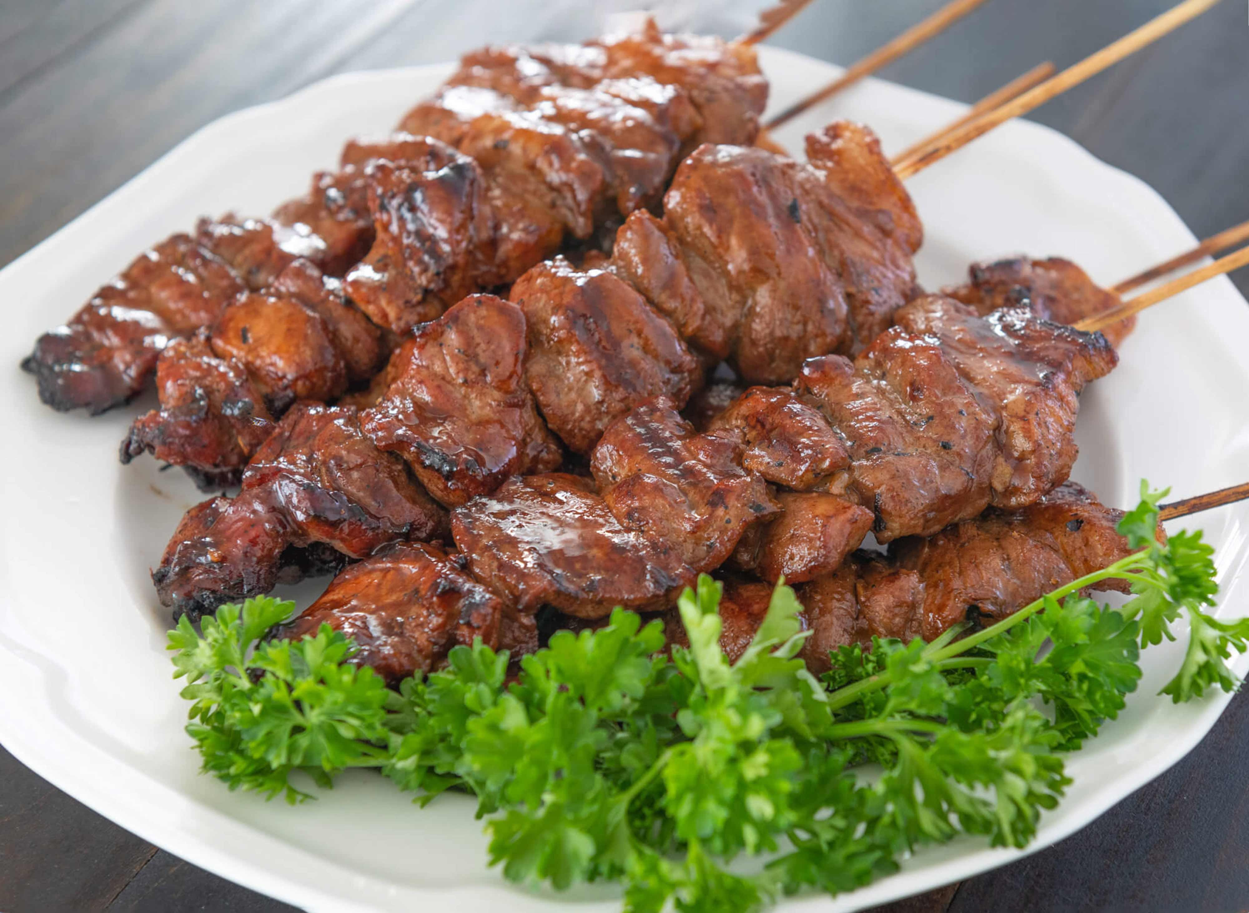 Блюда на гриле от лазерсона. Жена ильи лазерсона. Шашлык змейка лазерсон. Еда с лазерсоном рецепты. Шашлык змейка лазерсон.