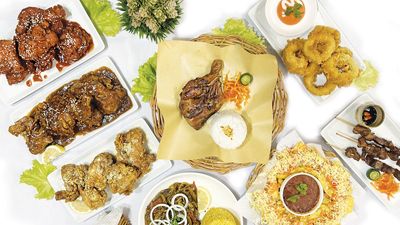Mackie's Grill & Cafe - Valencia