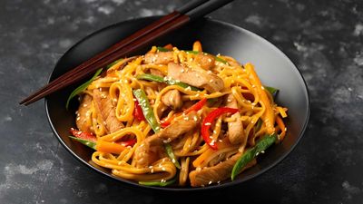 Kungfu Chopsticks - Le Grand Ave