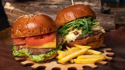 Allora Café & Restaurant - Poblacion West