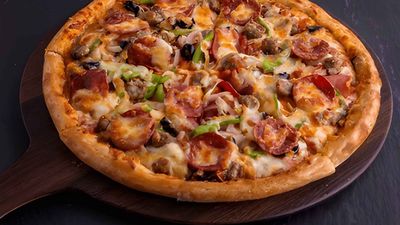 The Hungry Crust - Las Pinas
