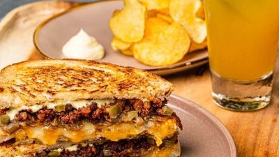 Deli by Chele - McKinley Parkway