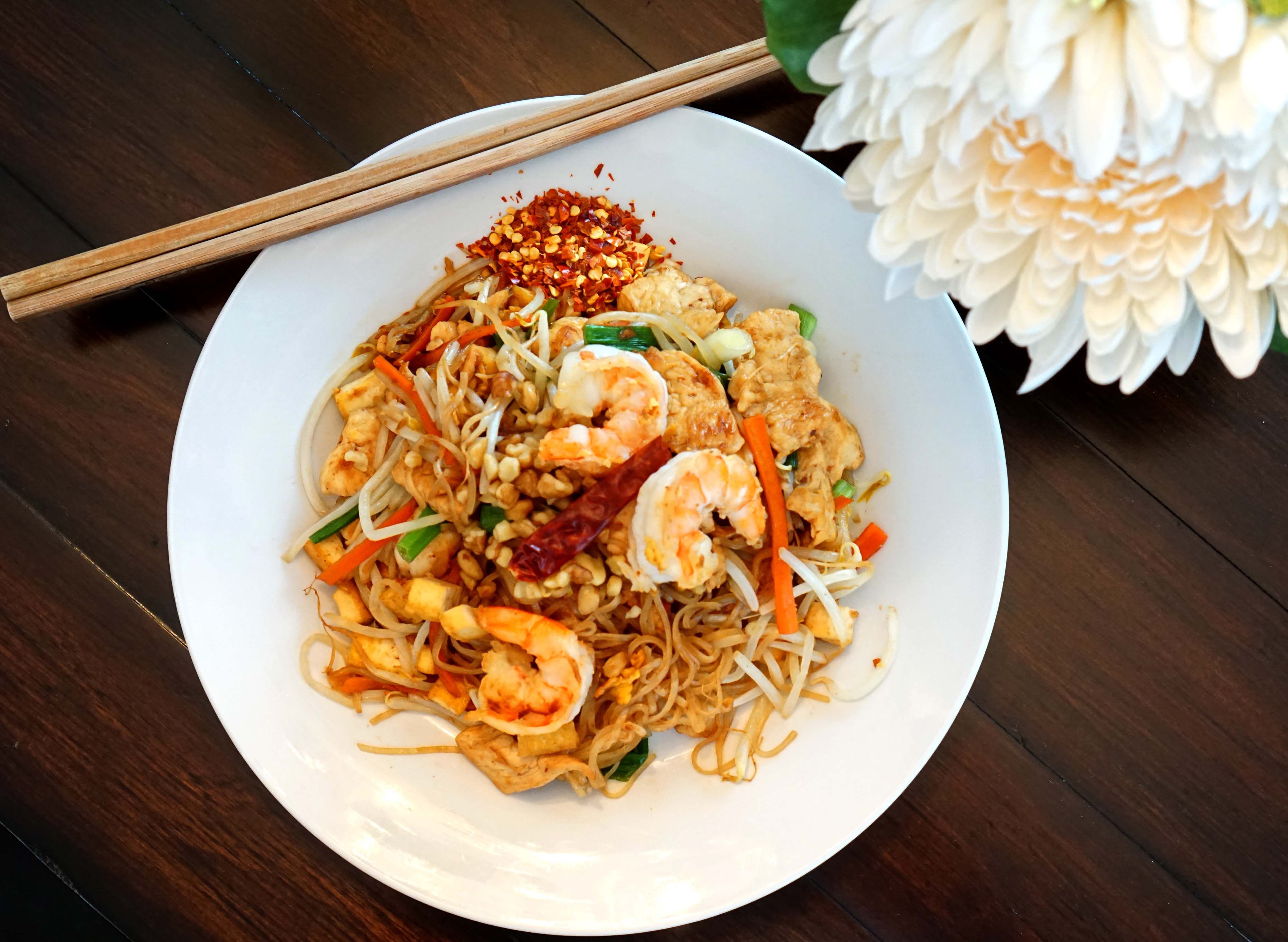 Pad Thai in a Box BF Homes delivery in Parañaque City Food Delivery