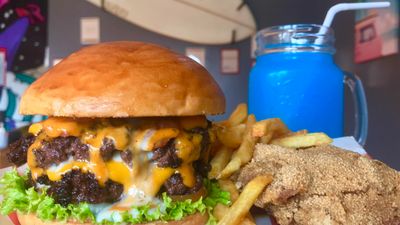 Nixx Food and Drink - Bangkal