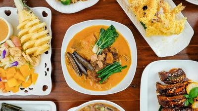 Sal's Bar And Restaurant - Salazar