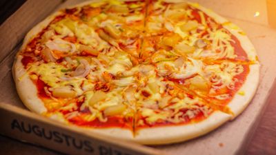Augustus Pizza - Km 6 - Buhangin Gym