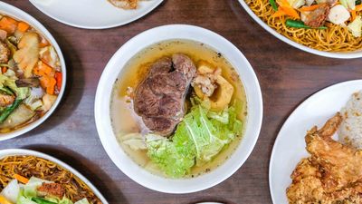 Rafael's Lomi - Bulalo - Naga Naga