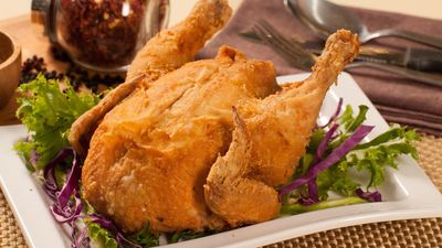 Hayley's Fried Chicken - Santo Cristo