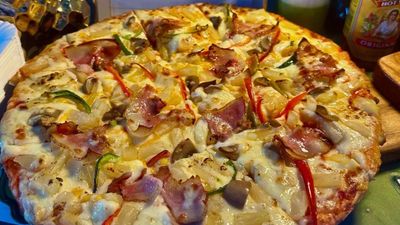 Don Kukong's Pizza - Marikina