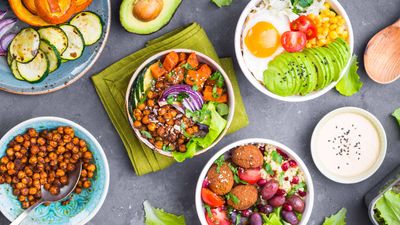 Salad & Grill's - Regalado Avenue