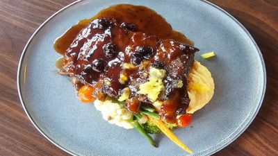 Amarillo Restaurant - Yello Hotel