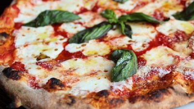 Deodato's Pizza By Esai - Santiago