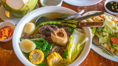 B&J Lechon House - Poblacion