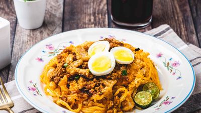 Viana's Pancit Malabon - Novaliches