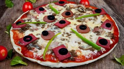 Mojoes Pizza - Del Pilar