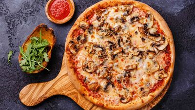 Danda's Pizza Marilao - Lias