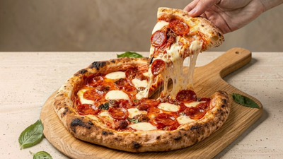Napolitani Pizzeria - Molave Suites