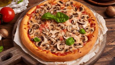 J.Bee's Pizza - Matina