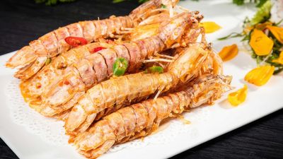 Huashan Chinese Seafood Restaurant - R Castillo