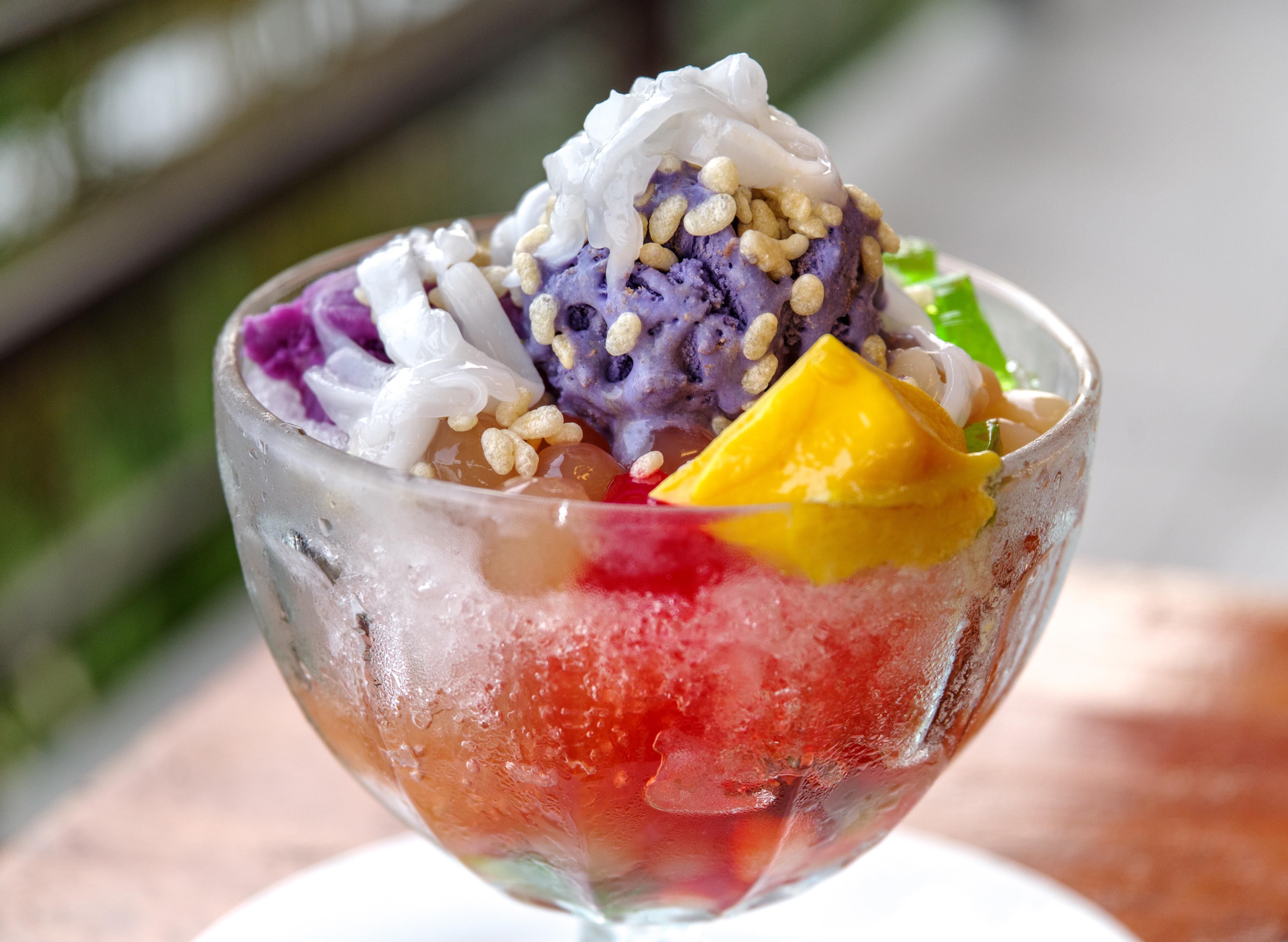 Iah’s Snack Corner & Special Halo-Halo - Bago Gallera vendor logo