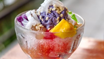 Jelyn's Halo Halo - Doña Carmen