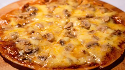 More Bites Pizza-Macanhan