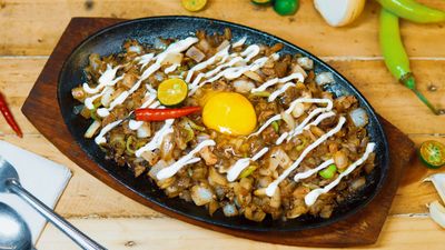 Pekto's Sizzling Plato - Dona Solidad Parañaque