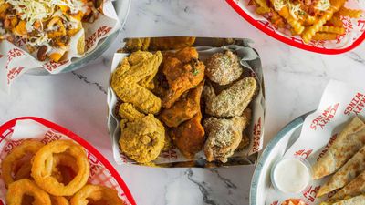 Crazy Wings - Maginhawa