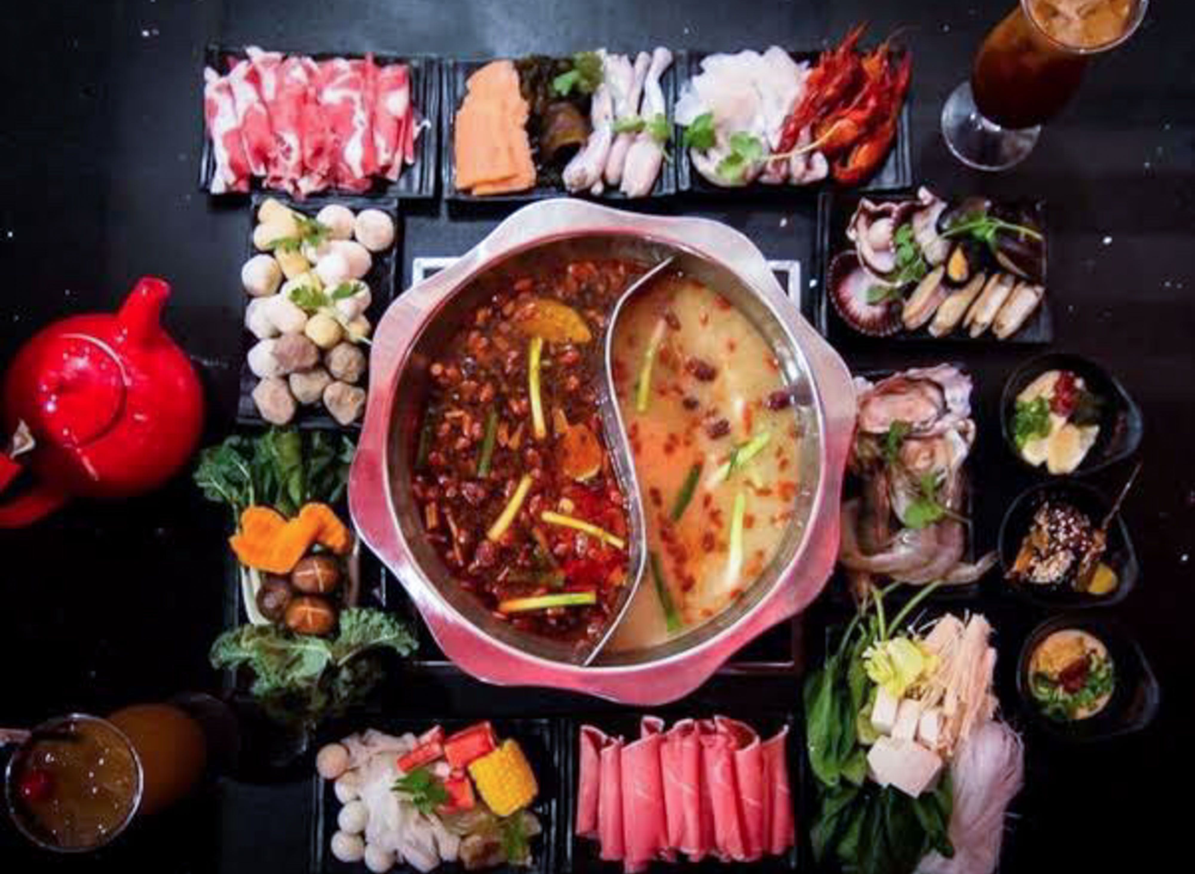 Hot pot. Сычуаньский хого. Чунцин хого. Хого китайская еда. Хот пот.